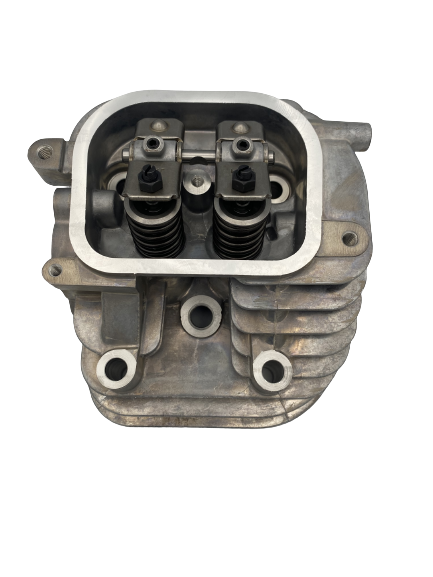 Predator 670CC 24 HP V twin horizontal shaft Right side